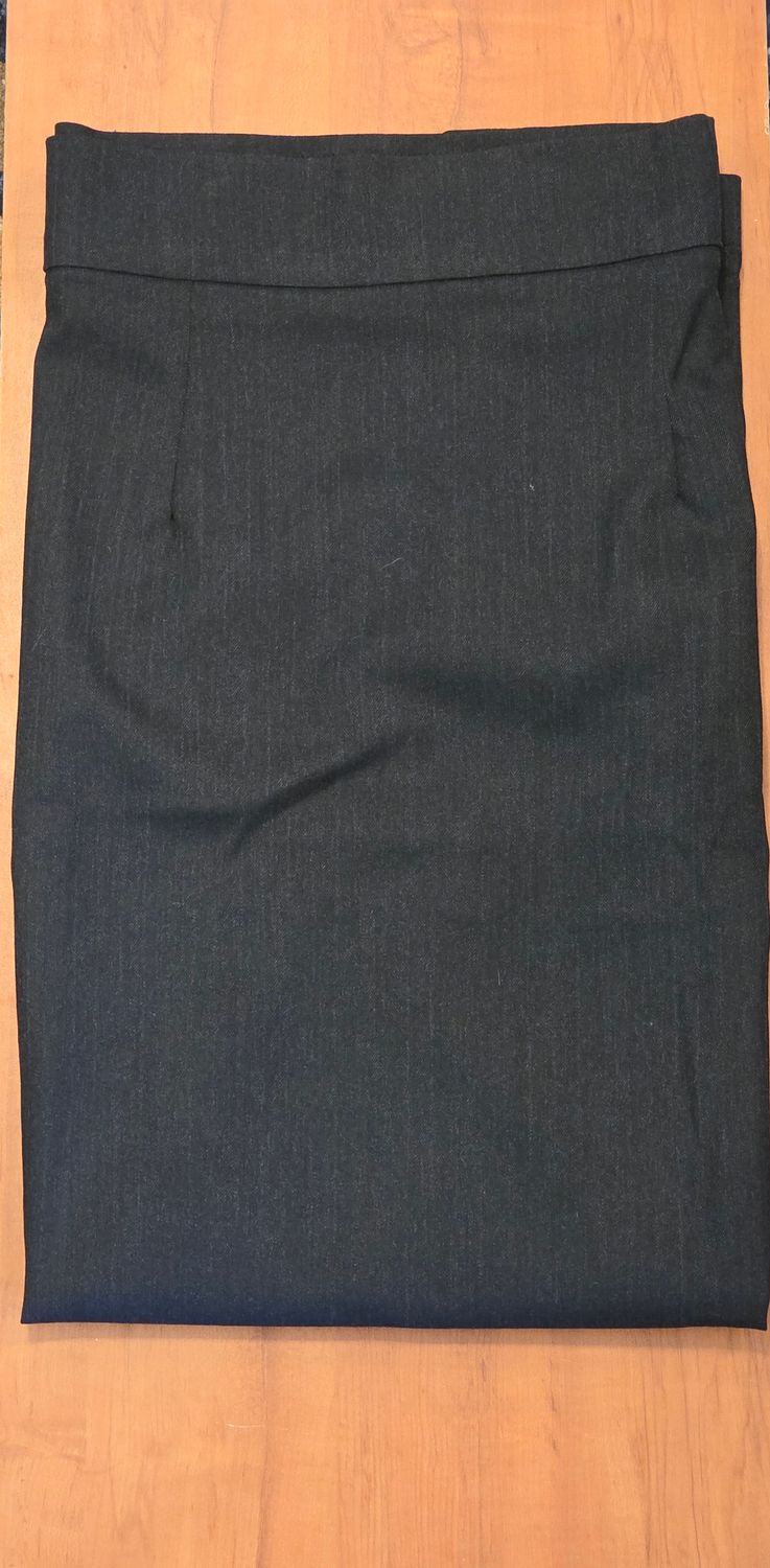 Aldercroft Heathered Black Apron