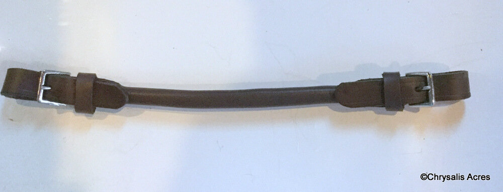 Econ. Rolled Leather Curb Strap