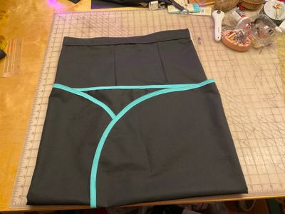 Driving Apron Black with Teal