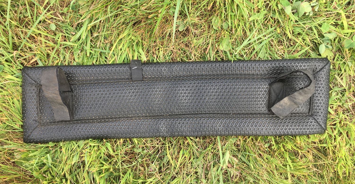 Black Waffle Pad 23" x 5"