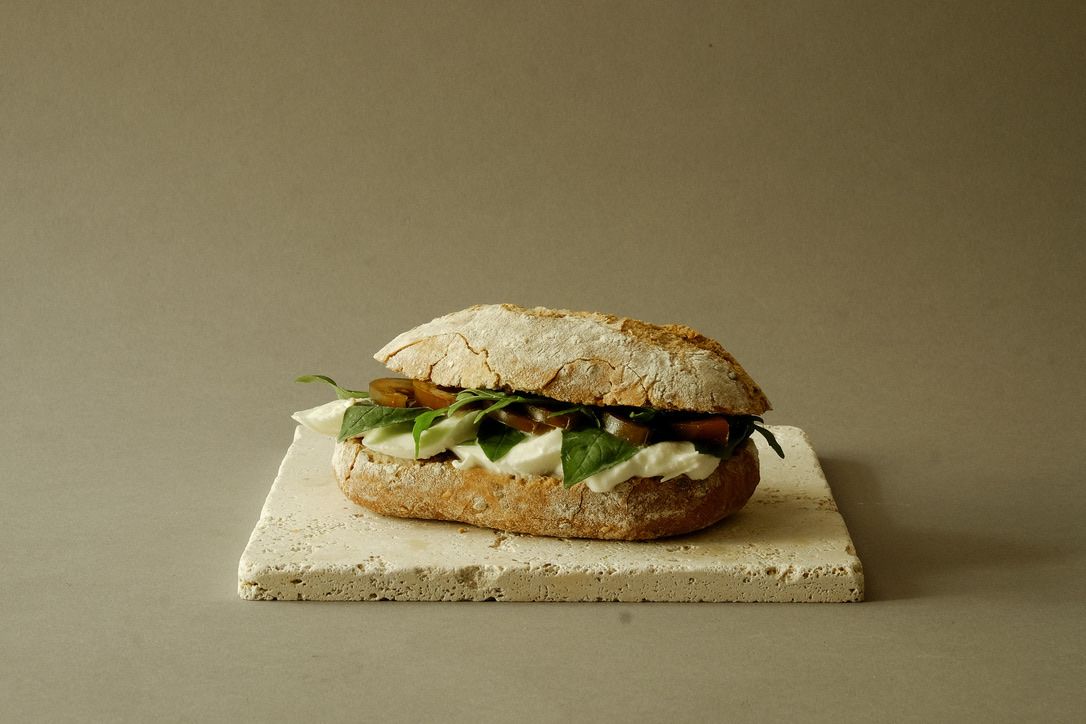 Panino Mozzarella di Bufala