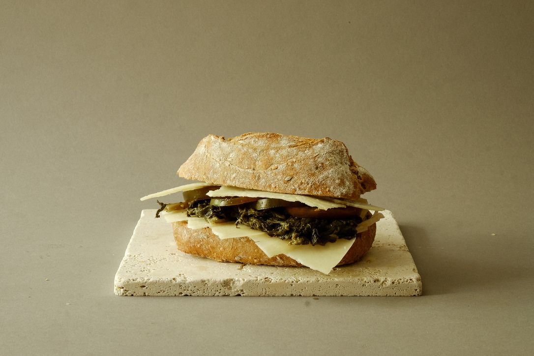 Panino Grana &amp; Friarielle