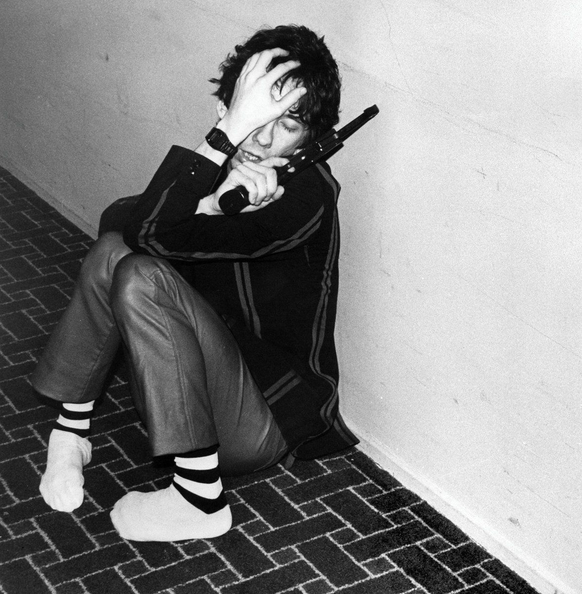 STIV BATORS- Disconnected STIV BATORS- Disconnected