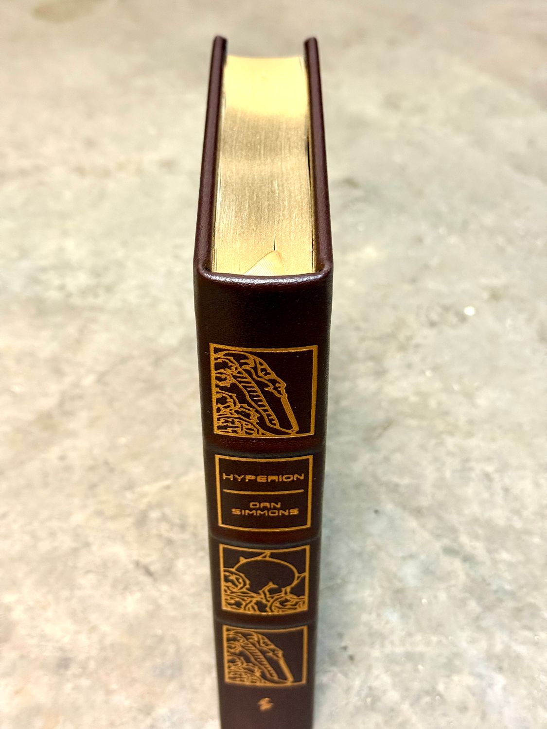 Hyperion by Dan Simmons (Easton Press Collector’s Edition, Genuine Leather, 2022)