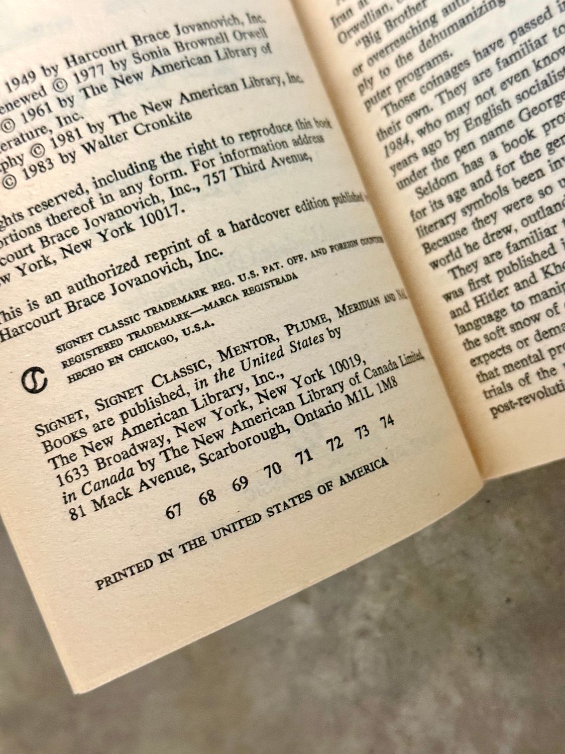 1984 by George Orwell (Signet Classic 1984 Commemorative Edition, Mass-Market Paperback)