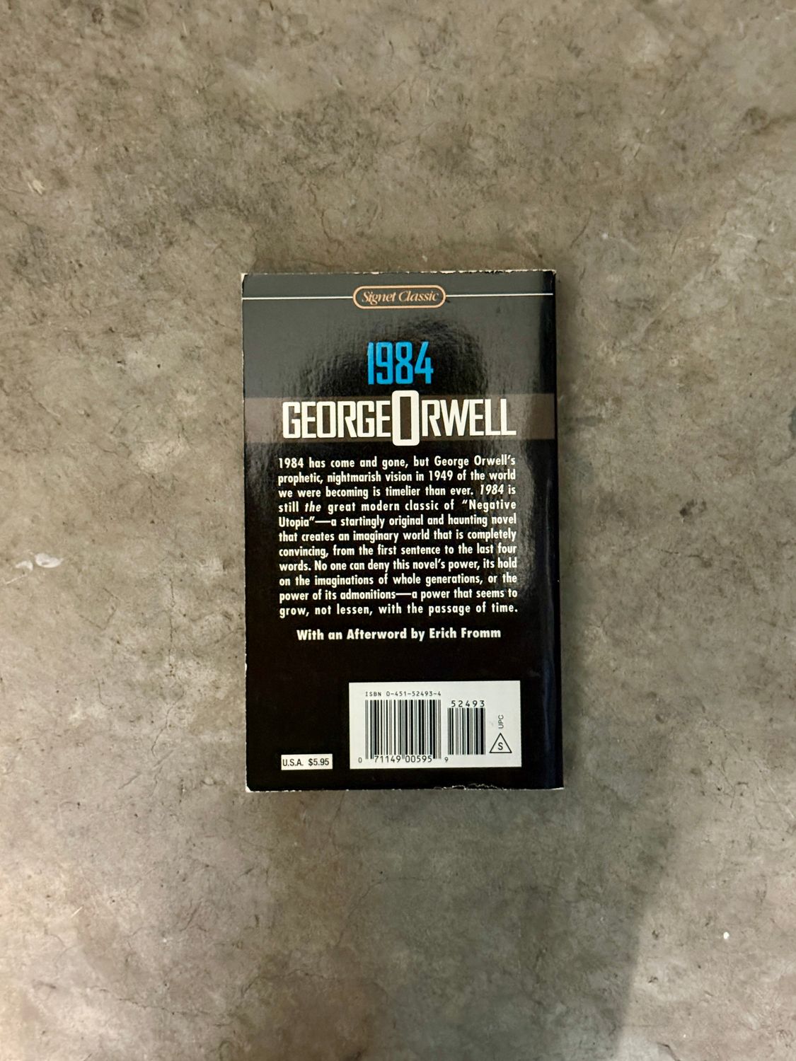 1984 by George Orwell (Signet Classic Mass Market Paperback)
