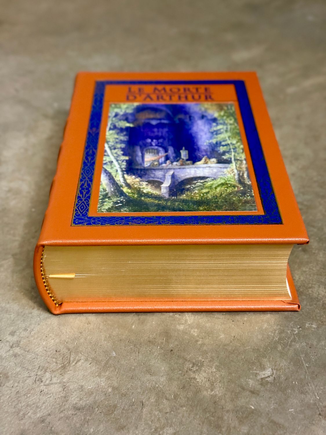 Le Morte d’Arthur by Sir Thomas Malory (Easton Press 2020 Signed Collector’s Edition, Anna-Marie Ferguson, COA)