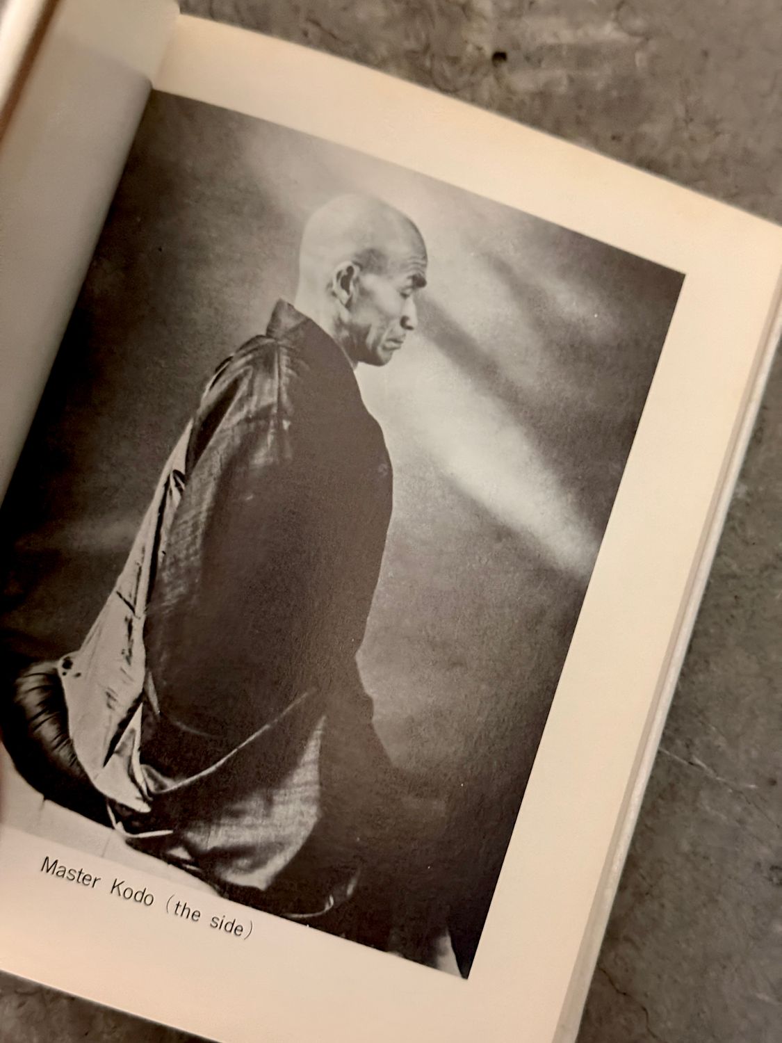 How to Practice Zazen by Gudo Nishijima &amp; Joe Langdon (First Edition, 1976)