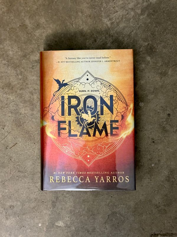 Iron Flame by Rebecca Yarros (2023 Red Tower Books First Edition, First Printing, Italian-Printed Hardcover)