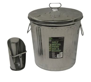 Galvanized 45 L Metal Feed Bin with Scoop