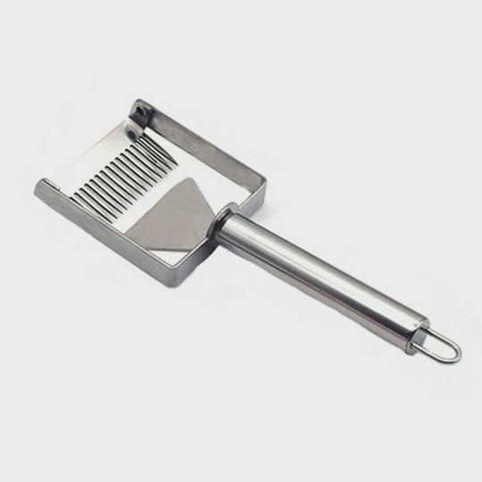Uncapping Fork, Material: Metal Uncapping with scraper