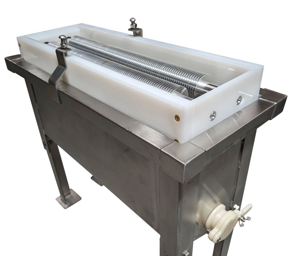 Double Roller Manual Uncapping Station, Type: Uncapper + Stand