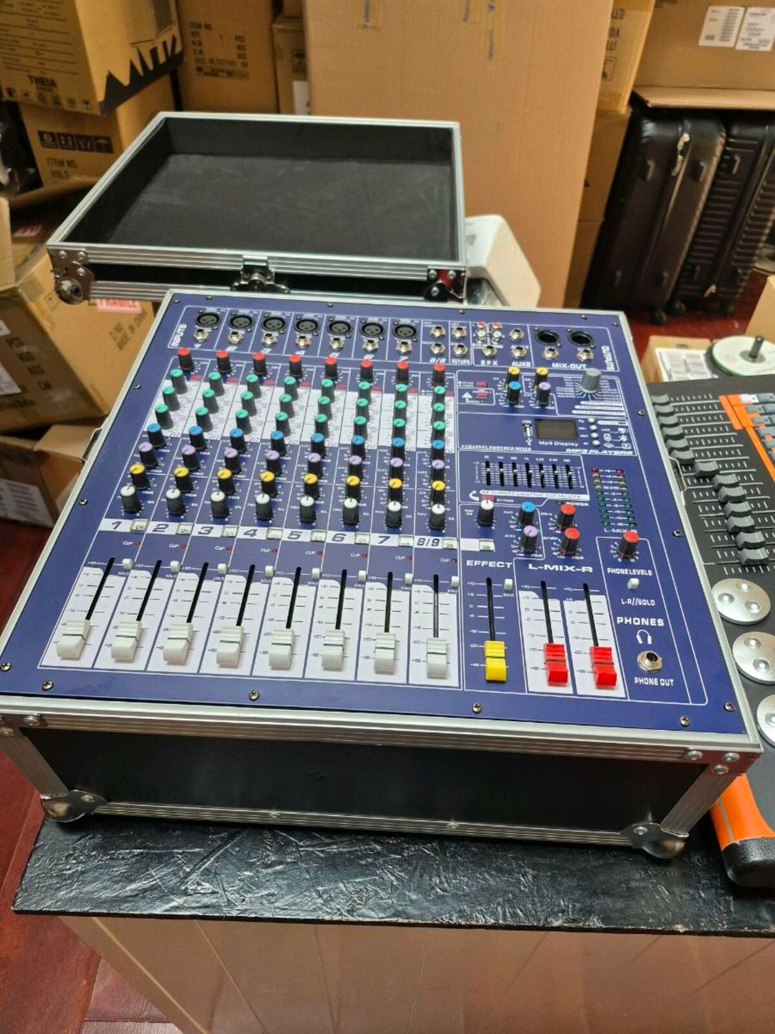 ​DJ Powered Mixer / Amp