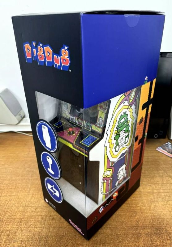 ​Quarter Arcade mini replica arcade machine of the Atari game - Dig Dug.