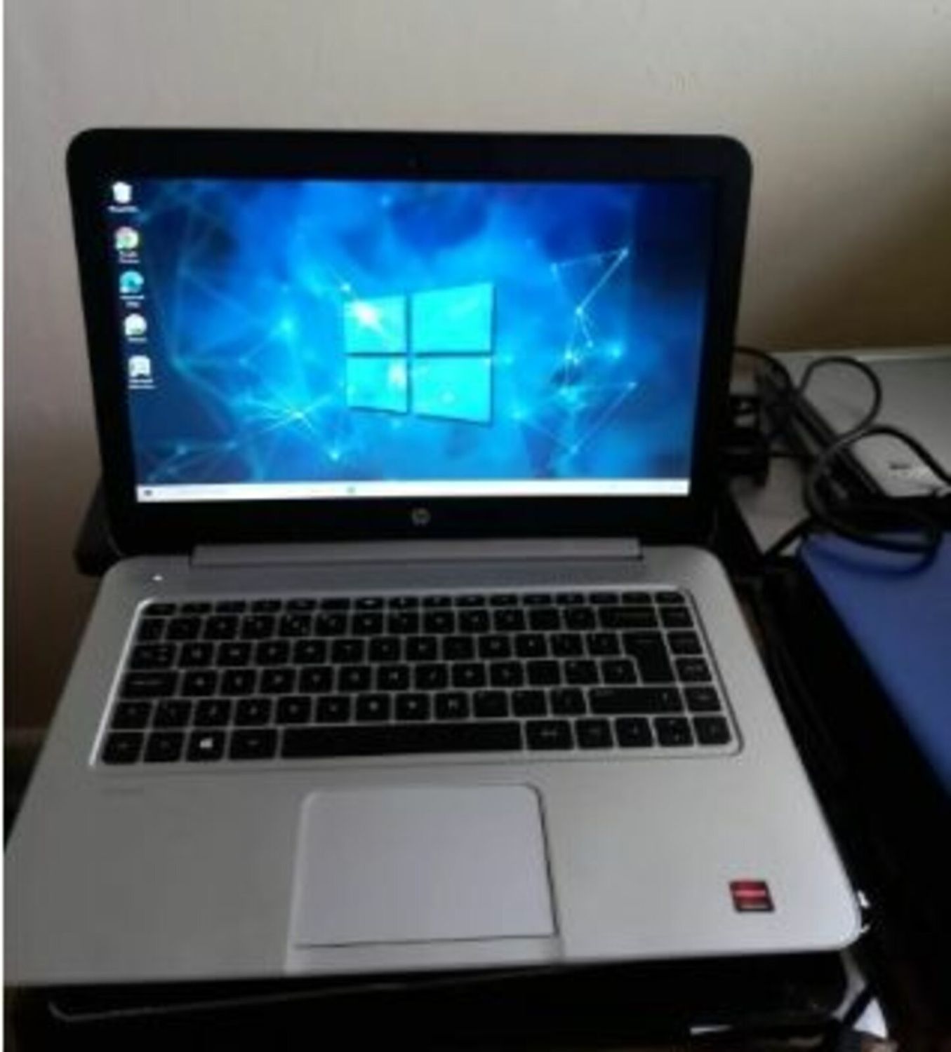 HP 14 - 2050 laptop