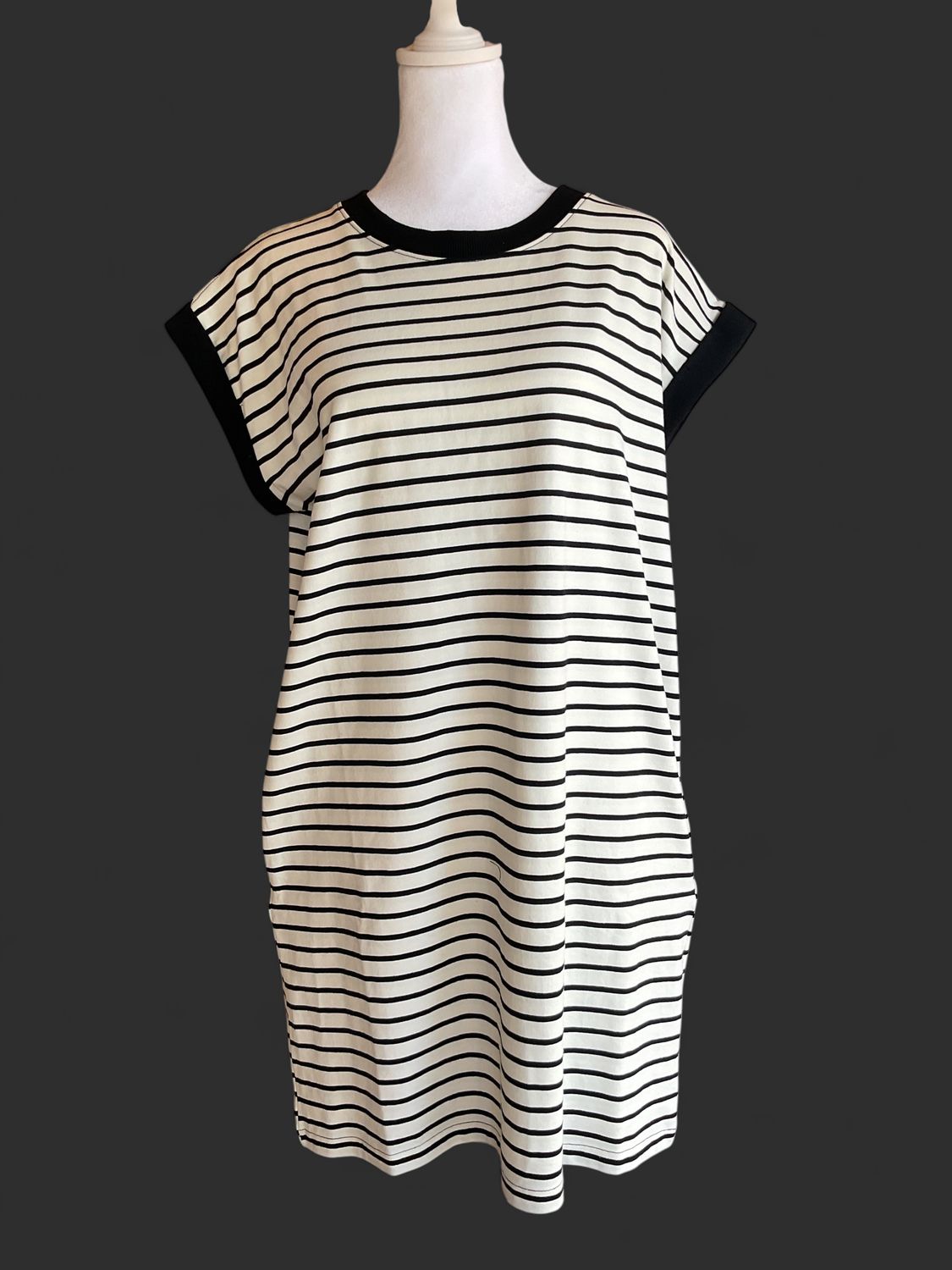 Cream w/Black Stripe Dress, Size: Sm