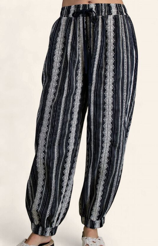 Textured Linen Jogger Style Pants