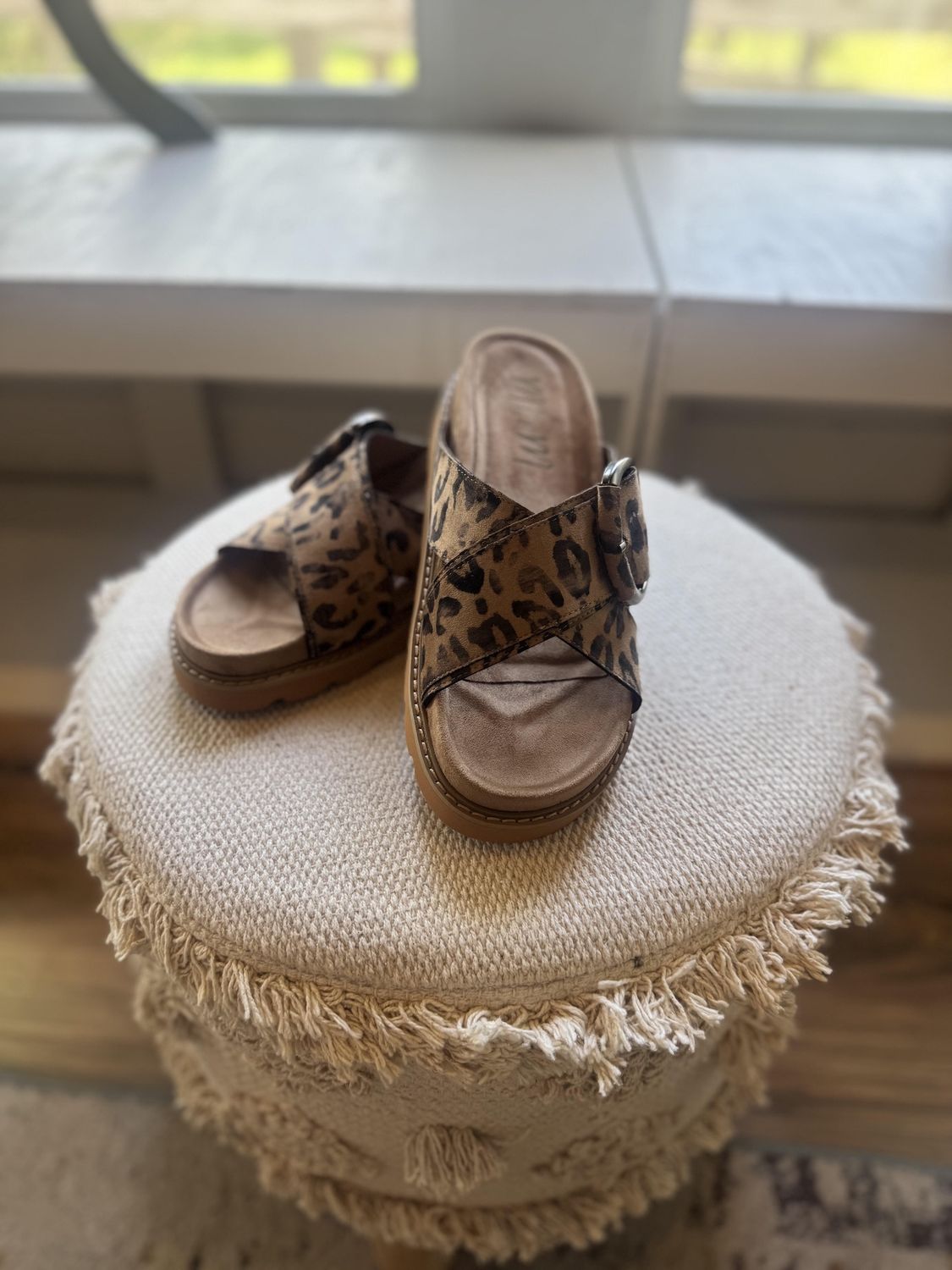 Leopard Gianna Sandal, Size: 6