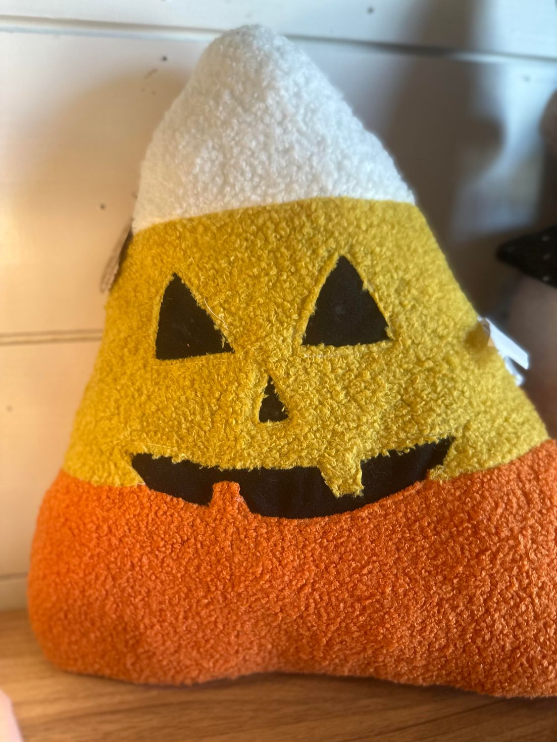 Halloween Light Up Pillows, Style: Candy Corn