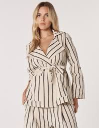 Luna Wrap Blazer