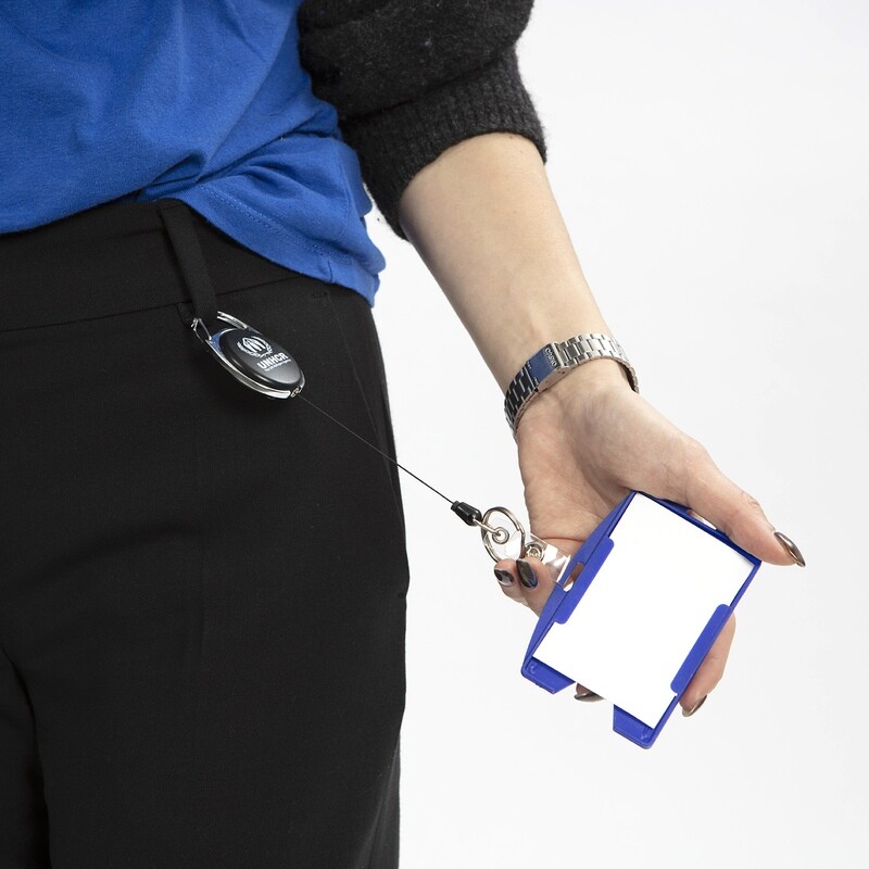 Roller clip for ID/badges