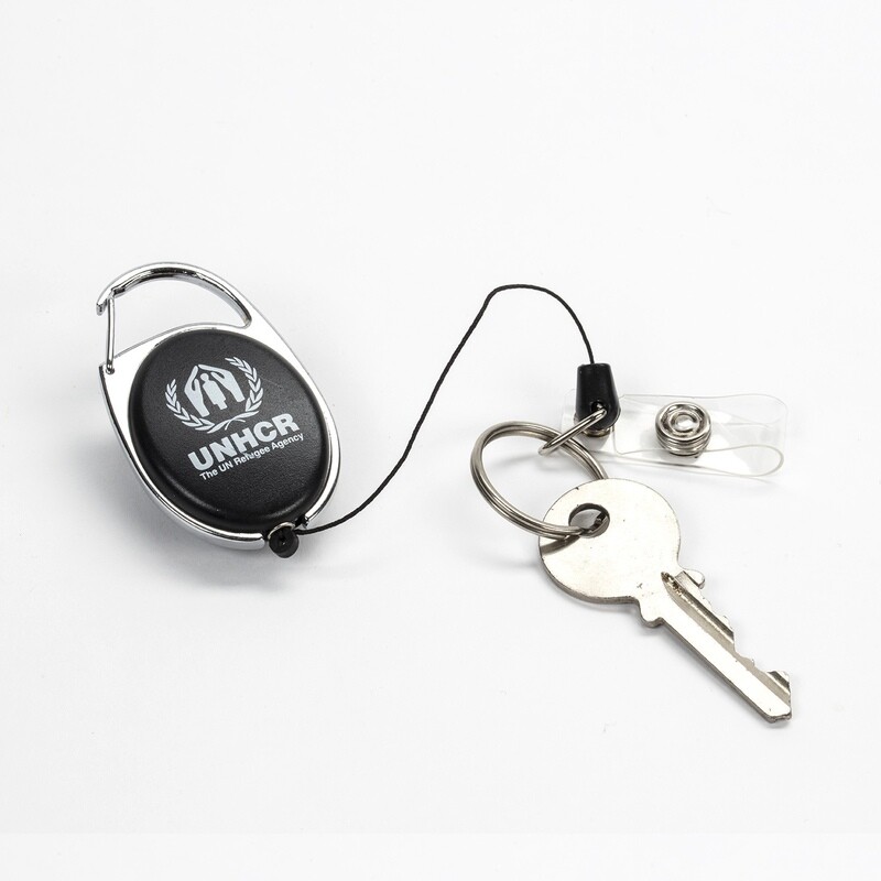 Roller clip for ID/badges