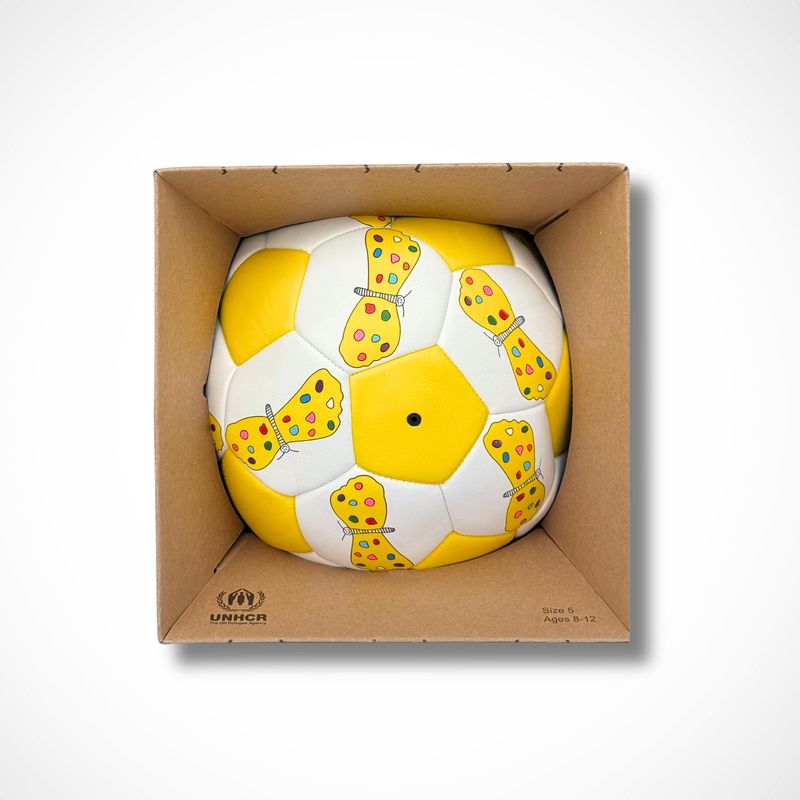 Football Nyakuot with Display Box