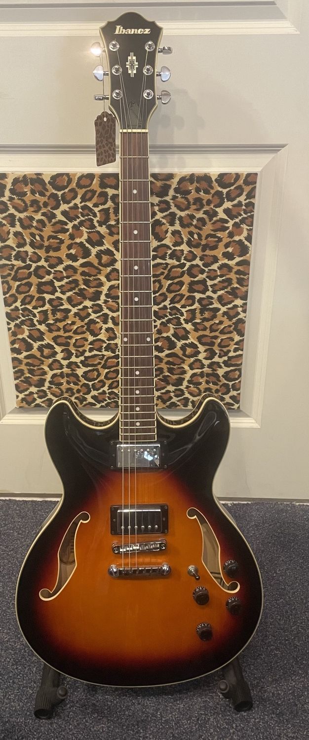Ibanez Artcore hollow sunburst