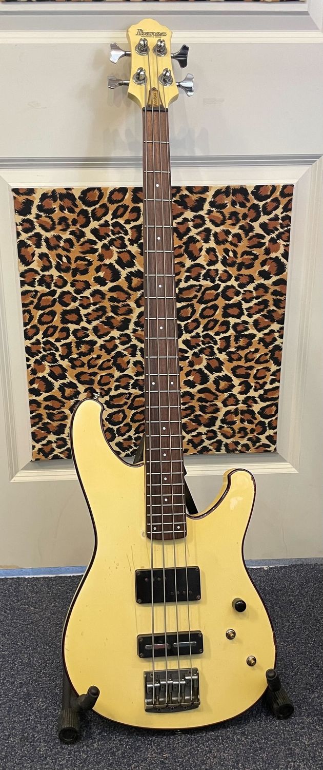 Ibanez - Roadster II