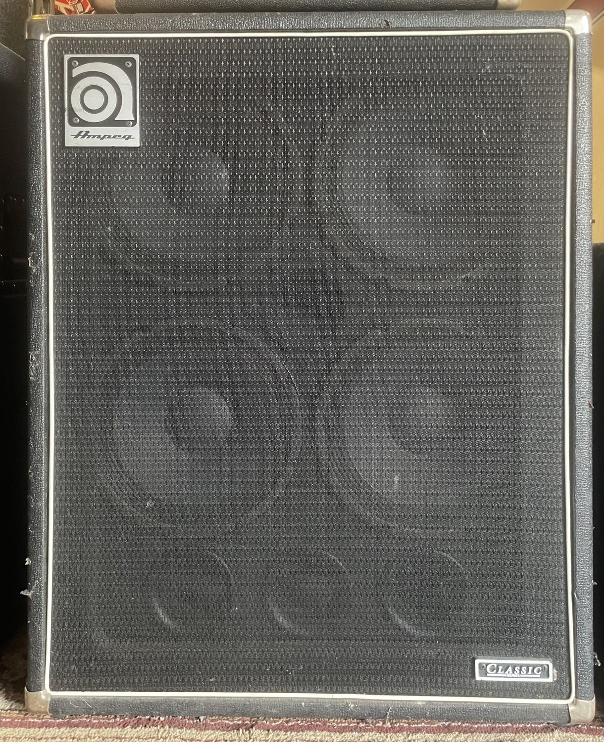 Ampeg 4x10 cabinet