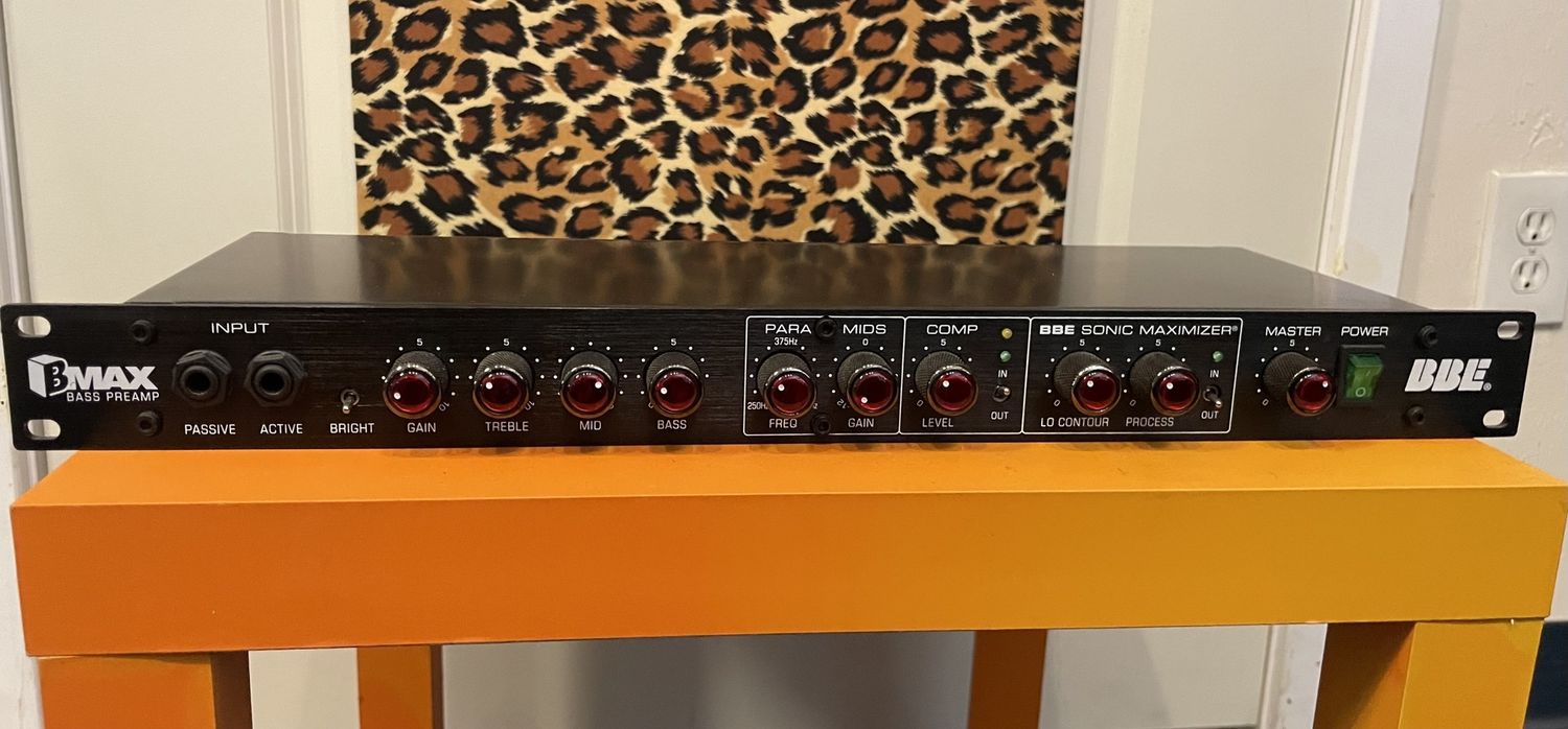BBE BMax preamp