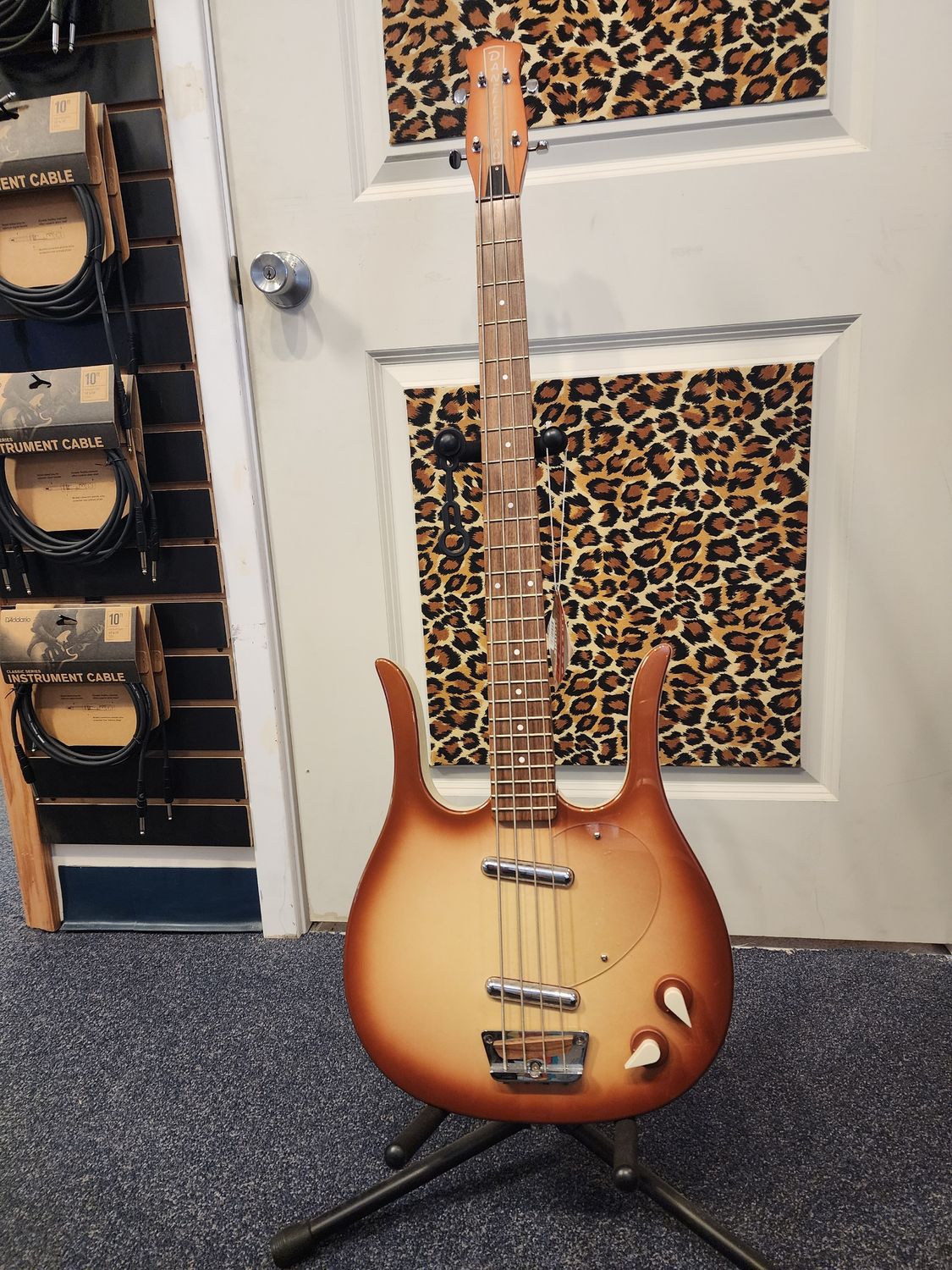 Danelectro Longhorn Bass