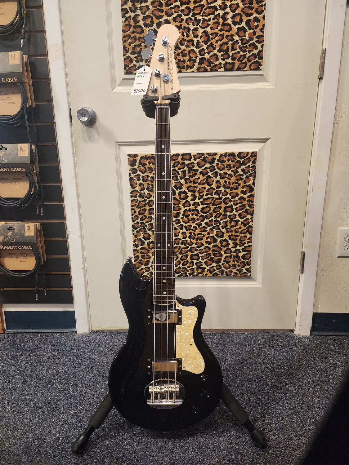 lakland bass Semi Hollow