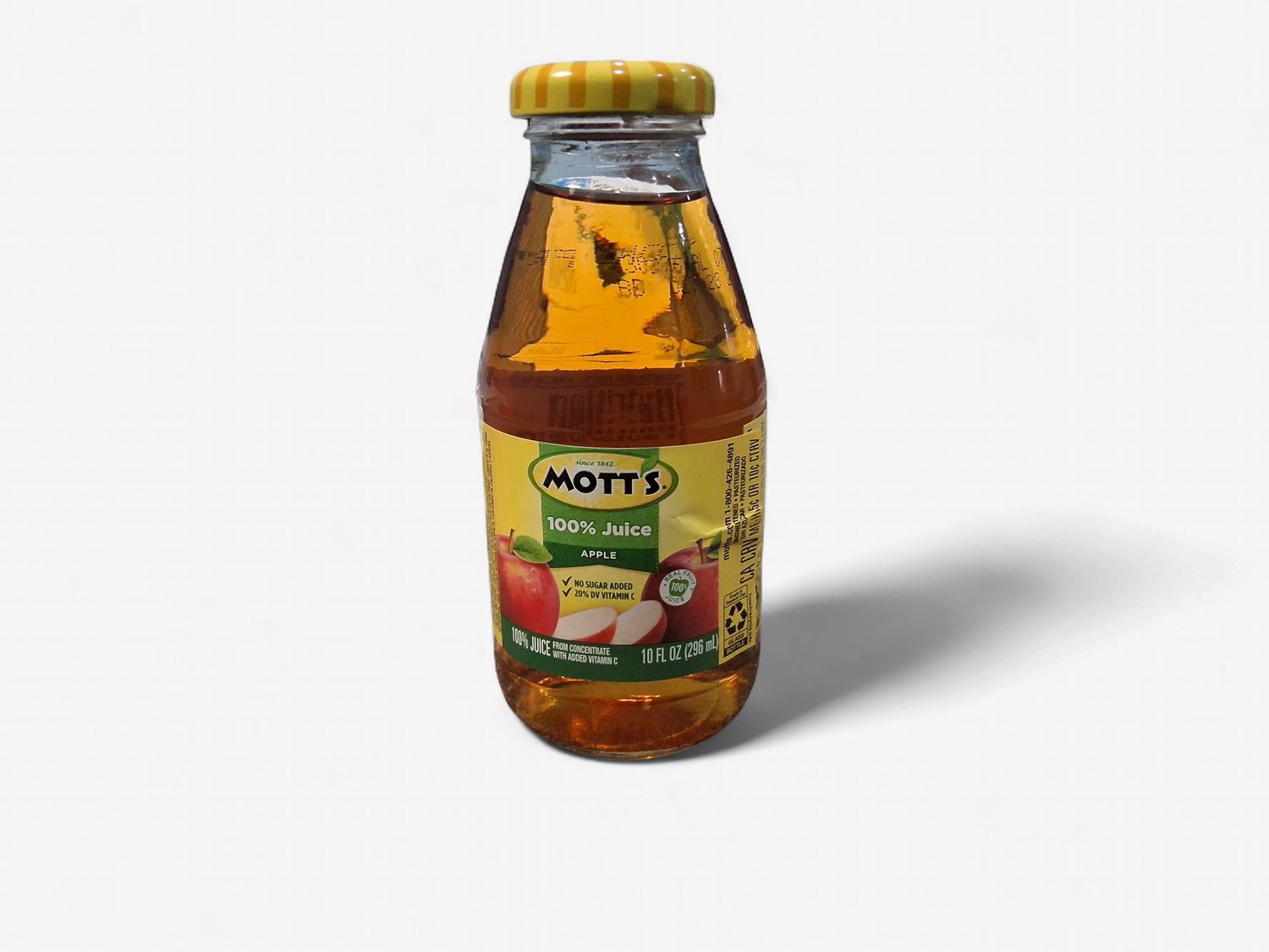 Apple juice. Motts. 10oz. 296ml