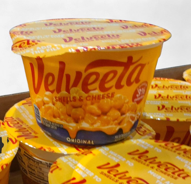 Mac n cheese. Velveeta cup. 2.39oz. 68g