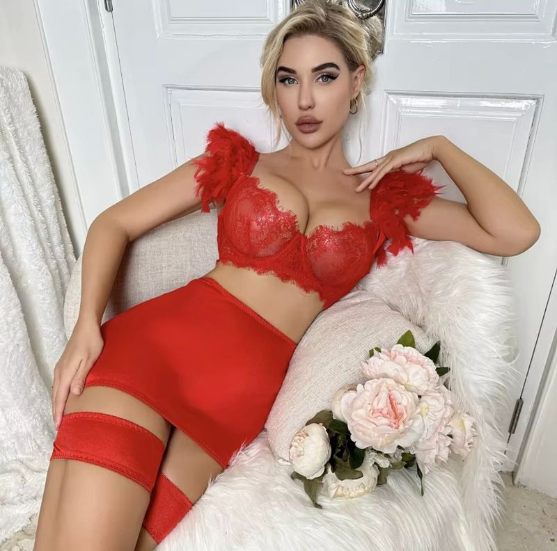 โค๏ธ Scarlet Romance Lace Lingerie Set โ By Che Boutique โค๏ธ Scarlet Romance Lace Lingerie Set โ By Che Boutique