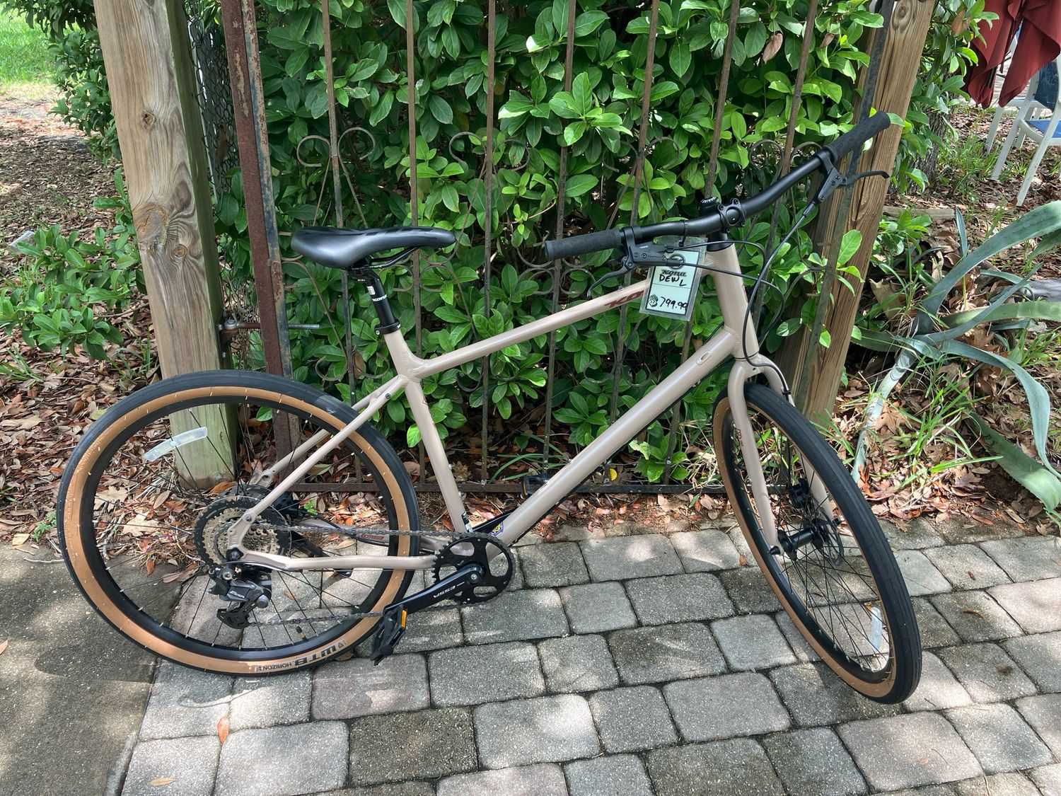 Kona Dew L Creme