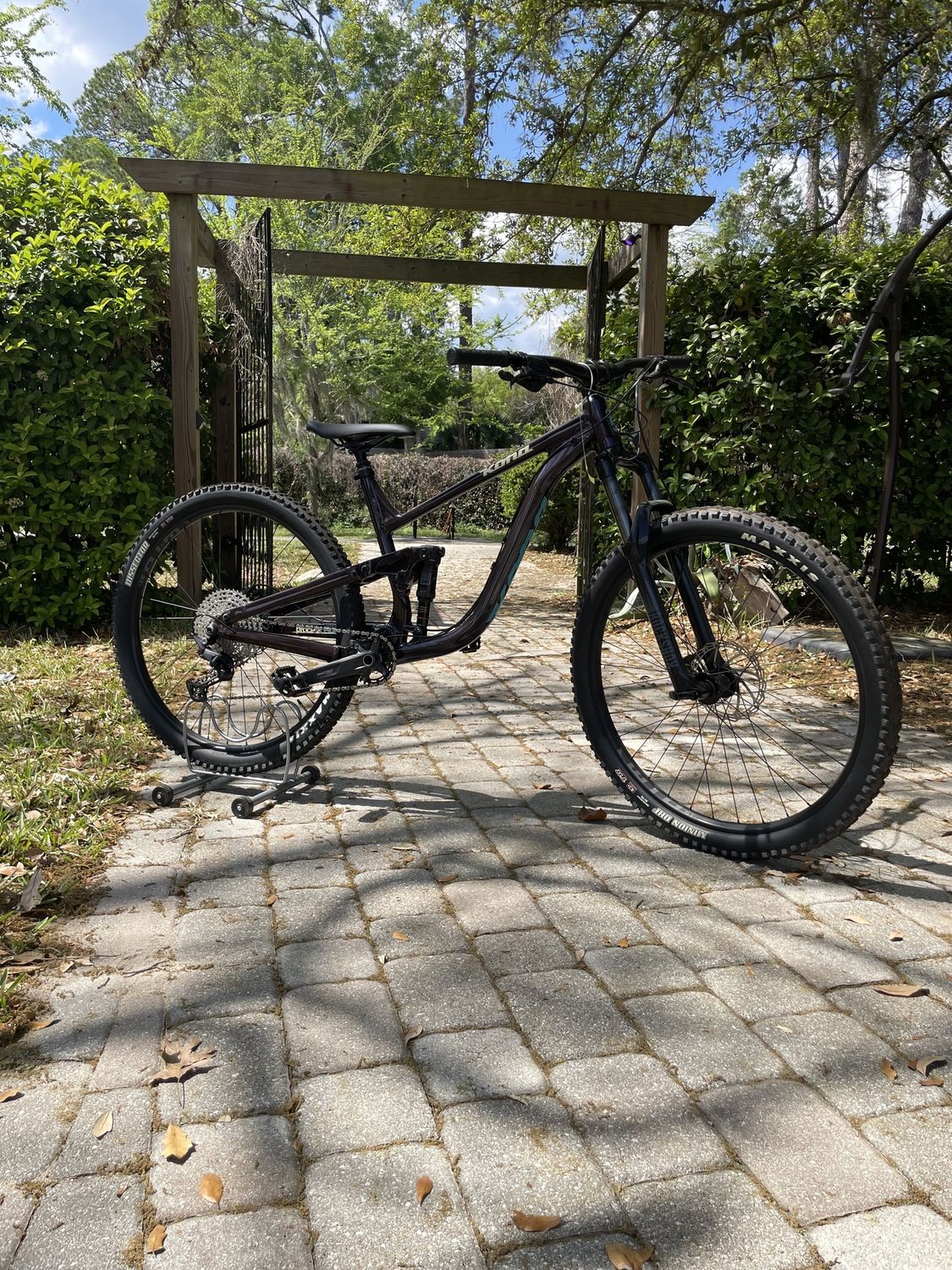 Kona Process 134 AL - LG - Dark Brown