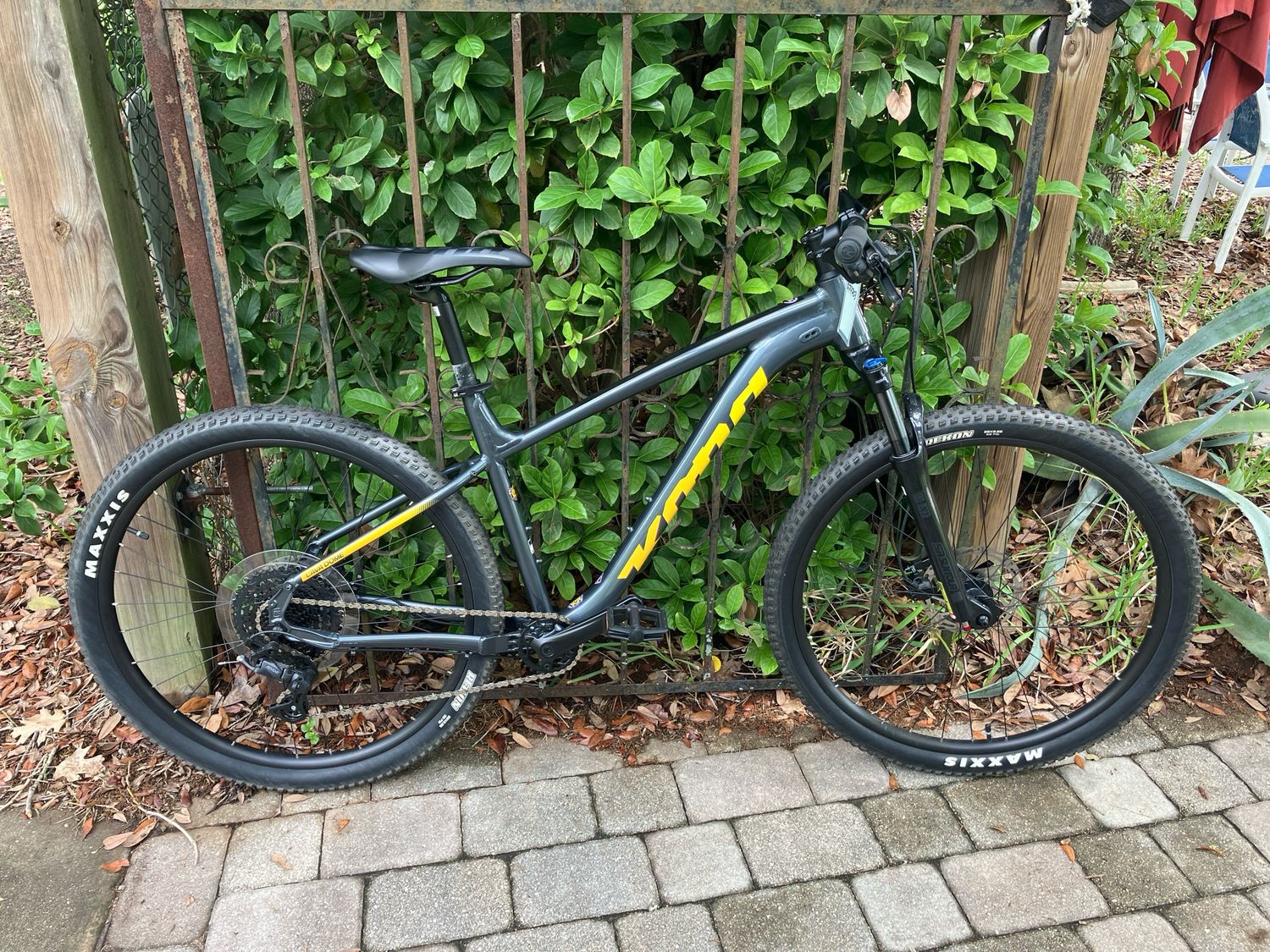 LAVA DOME L KONA BLACK