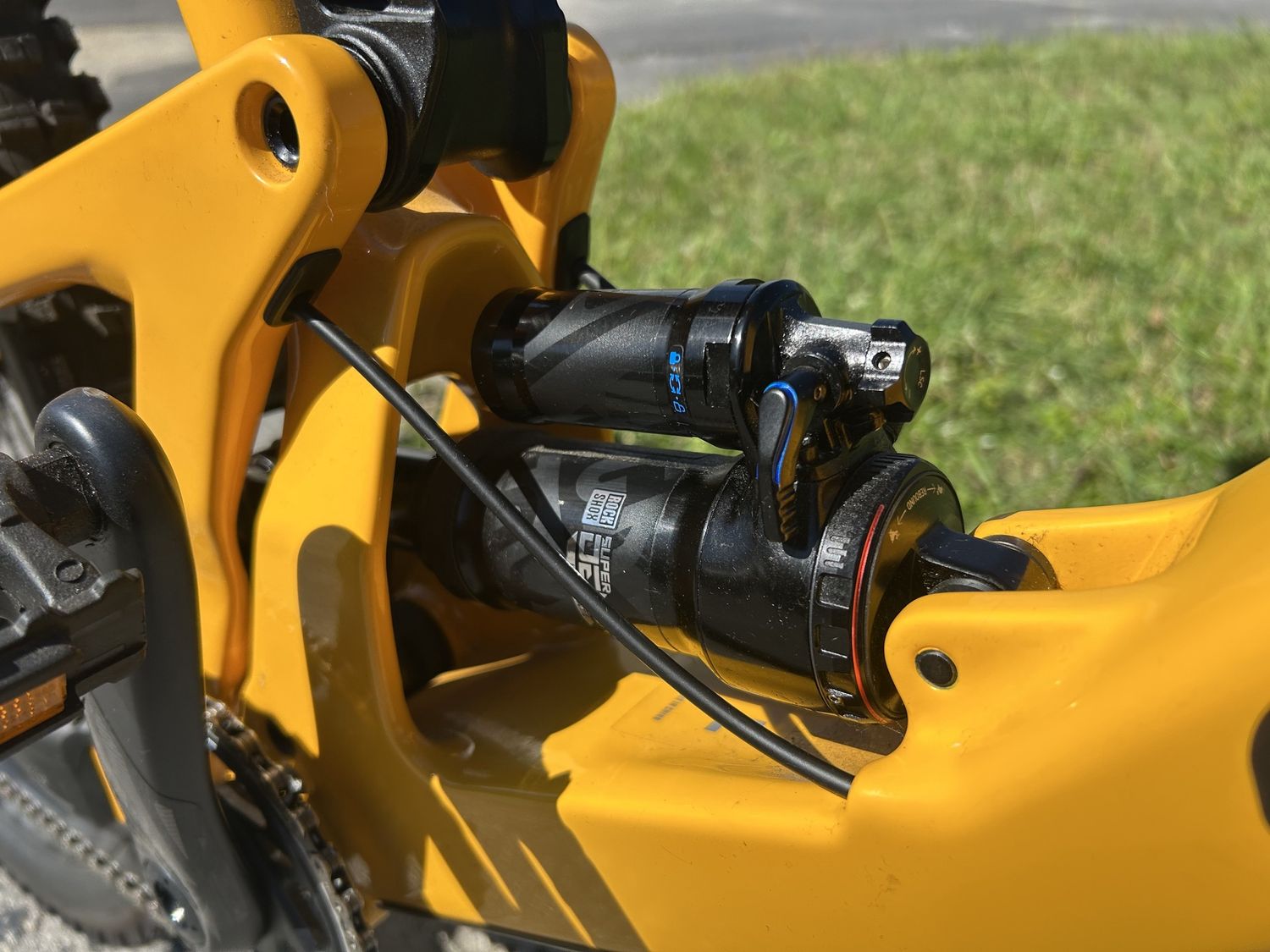 Santa Cruz 5010 CC X01 LG - Yellow