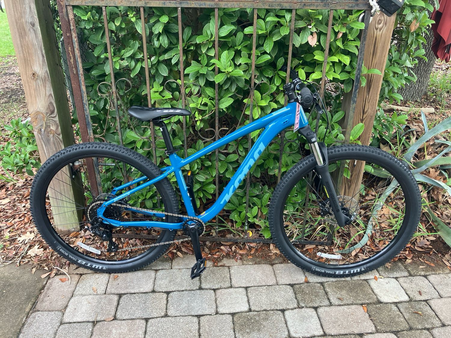 37e Kona Lava Dome