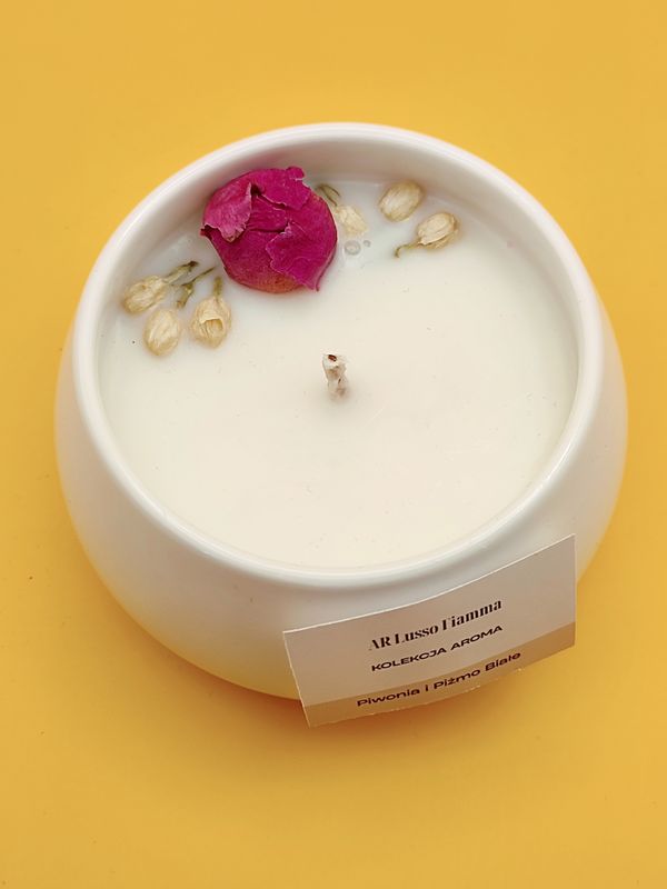 Świeca zapachowa Piwonia i Białe Piżmo