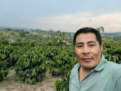 Honduras Pacamara
“Hubert Nicolas” Micro Lot
*New 2022- crop*