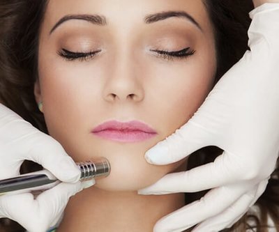 Facial-Microdermabrasion Combo (1 hour)