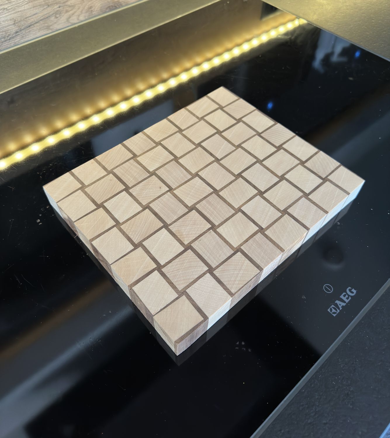 Stirnholz-Schneidebrett aus Ahorn