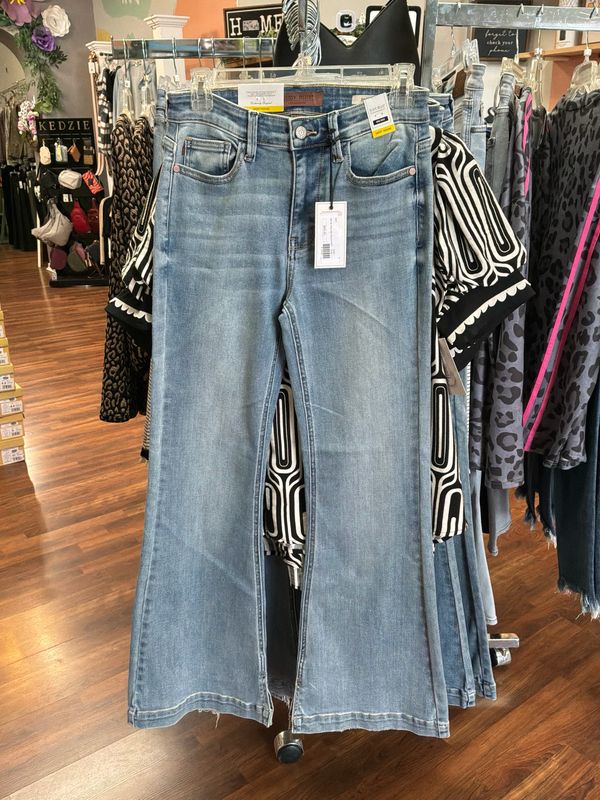 MD Mr Flare Mid Rise SHORT