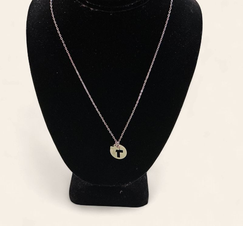 18k Gold Pvd Stainless Steel Cut Out Cross Charm Necklace