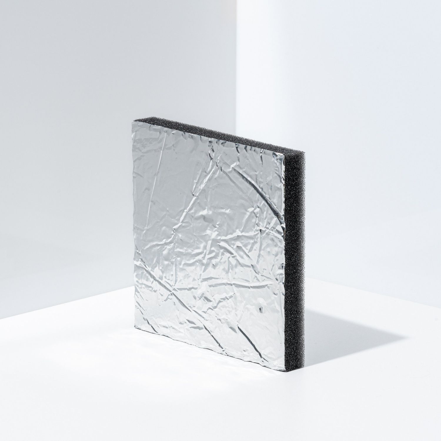 Zelfklevend polyurethaanschuim met aluminium toplaag - 13 mm