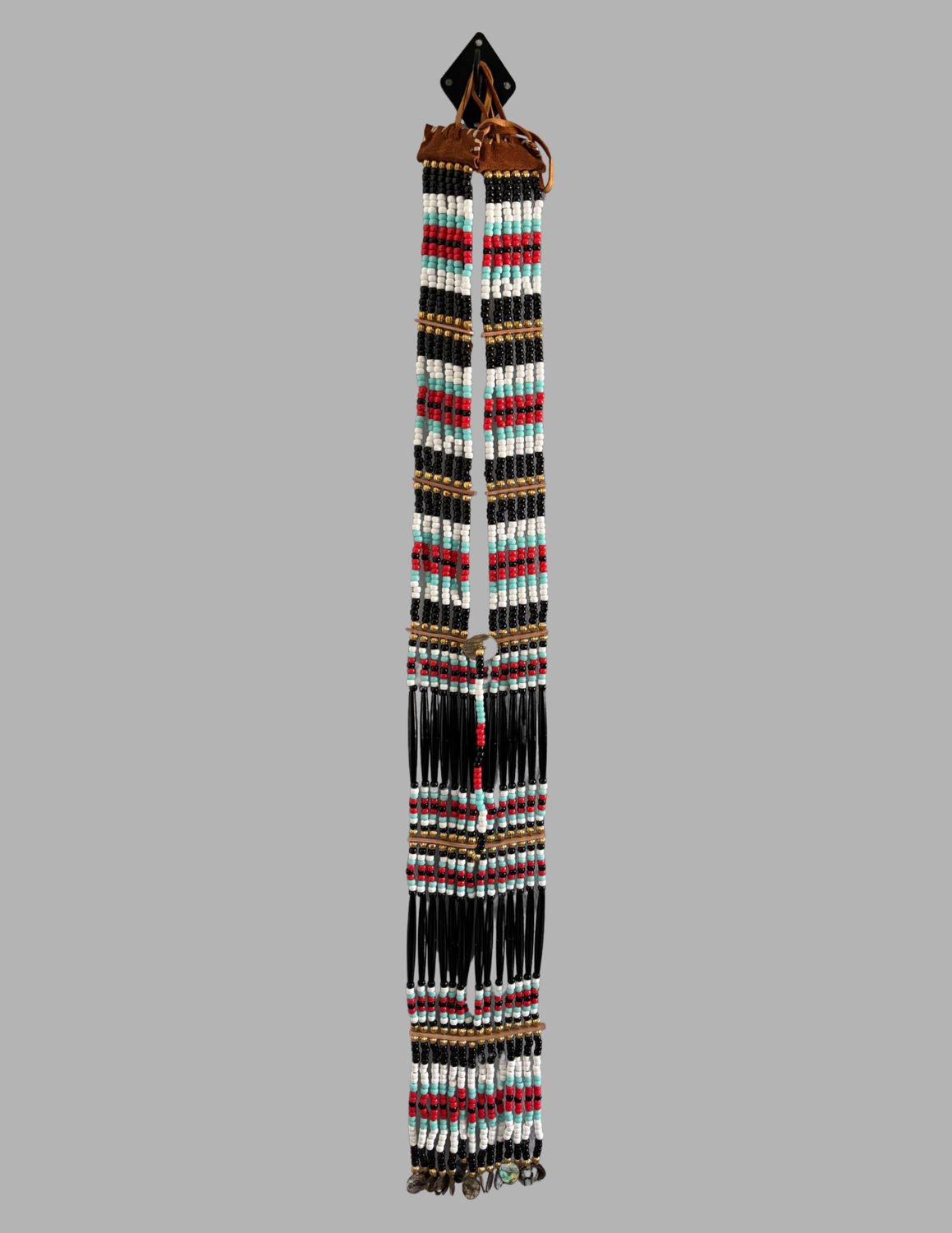 Medium Breastplates - Eikeahpihoodle, Size: 46in Breastplate