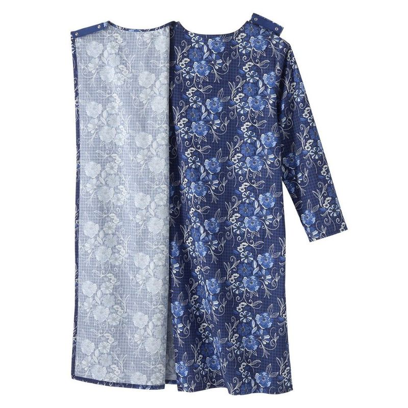 Robe de nuit adaptée en flanelle bleue à imprimé floral